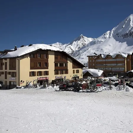 Aparthotel Redivalle Passo del Tonale